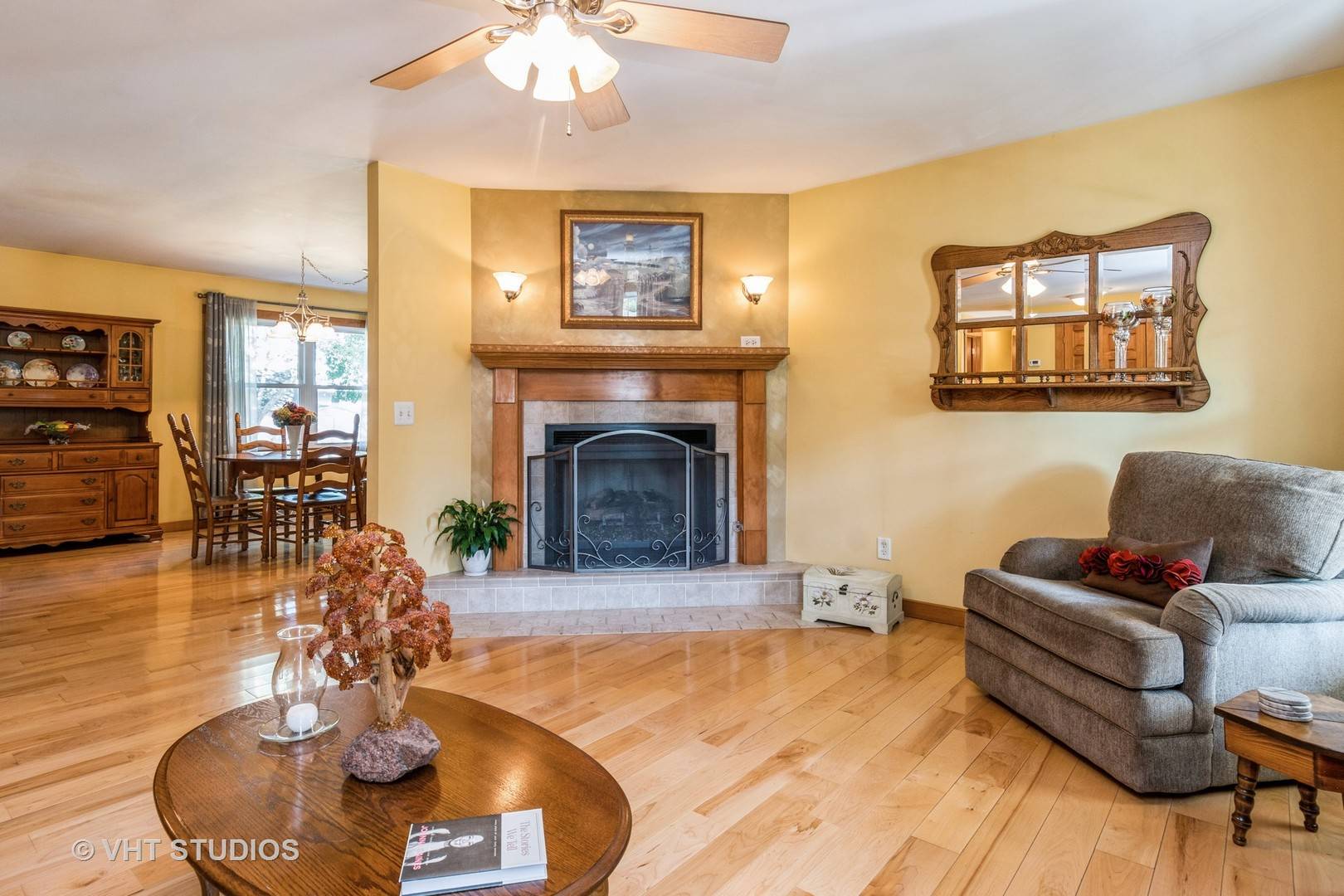 Yorkville, IL 60560,213 Leisure ST