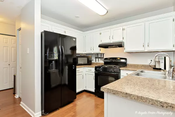 Island Lake, IL 60042,4116 Newport DR
