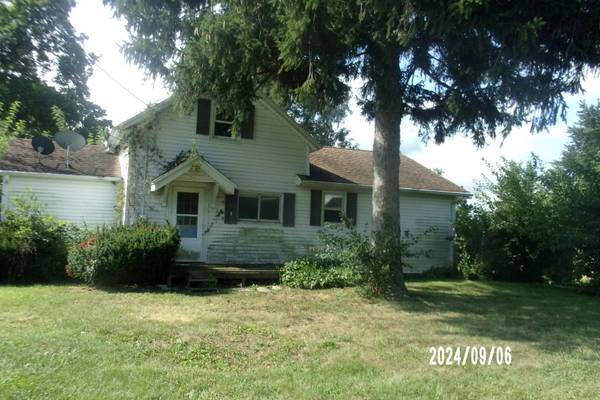 210 W 4th AVE, Clifton, IL 60927