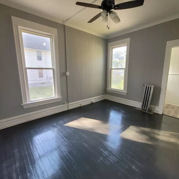 Chicago Heights, IL 60411,Address not disclosed