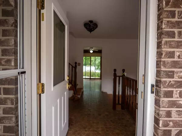 Libertyville, IL 60048,627 Burdick ST
