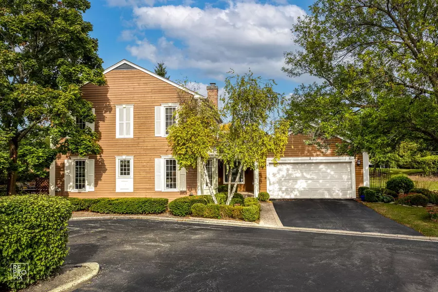 5 The Court of Harbinger Falls, Northbrook, IL 60062