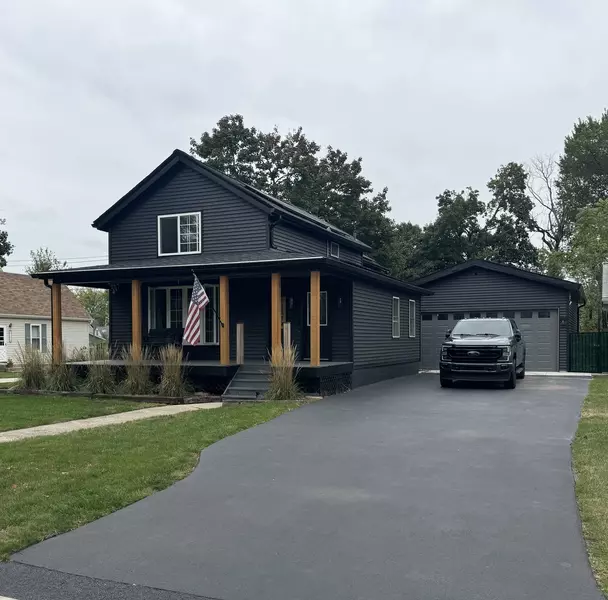 11114 Grove ST, Huntley, IL 60142