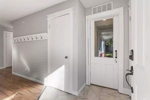 Urbana, IL 61801,2507 Grange DR