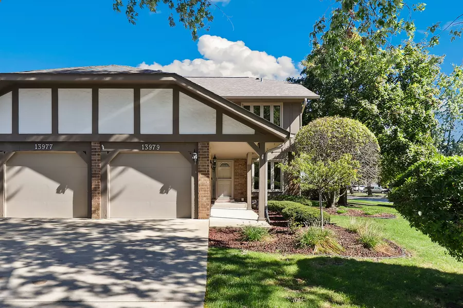 13979 Stonehenge DR, Orland Park, IL 60462