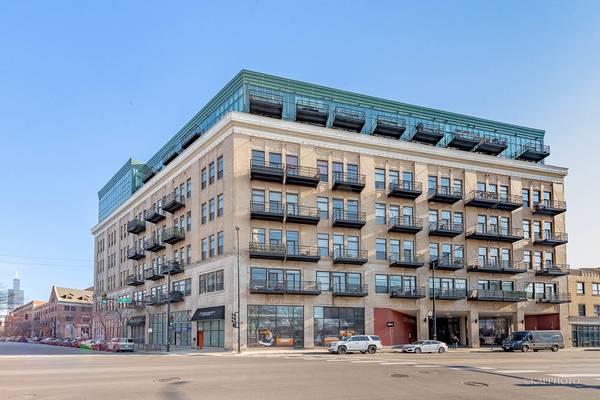 1645 W Ogden AVE #712, Chicago, IL 60612