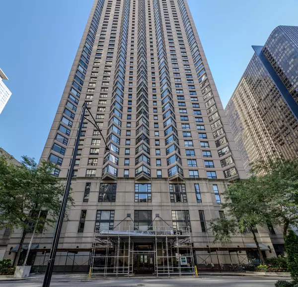 401 E ONTARIO ST #4006, Chicago, IL 60611