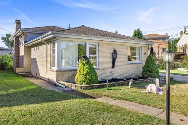 Niles, IL 60714,7811 W Lill CT