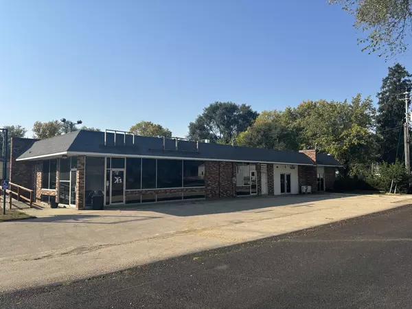 408 E Washington ST, Oregon, IL 61061