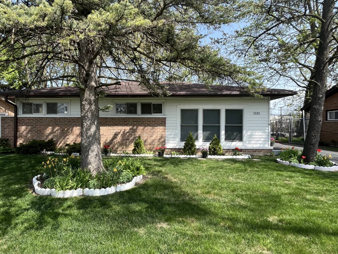 3140 Sherwood AVE, Markham, IL 60428
