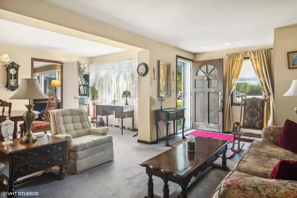 Lake Zurich, IL 60047,900 Wilmette TER