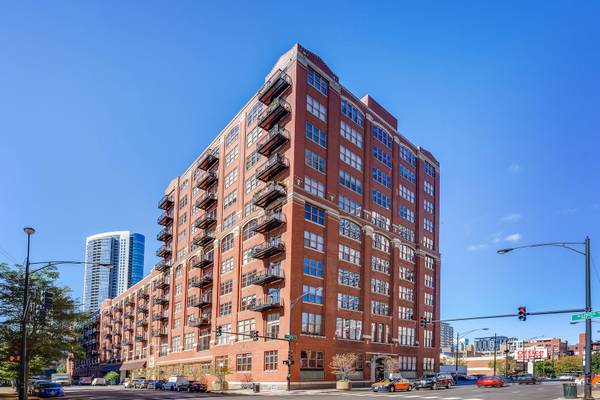 360 W Illinois ST #309, Chicago, IL 60654