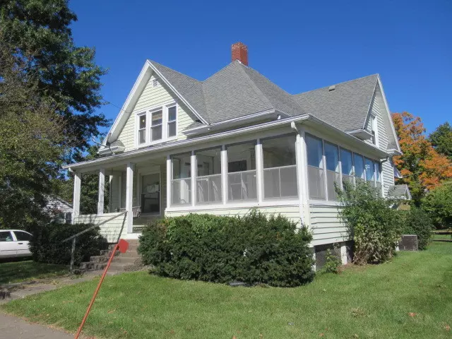201 W Vermilion ST, Catlin, IL 61817