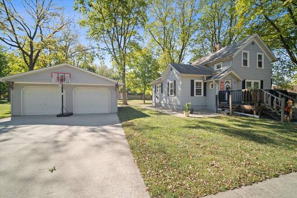 301 E Elm ST, Chatsworth, IL 60921