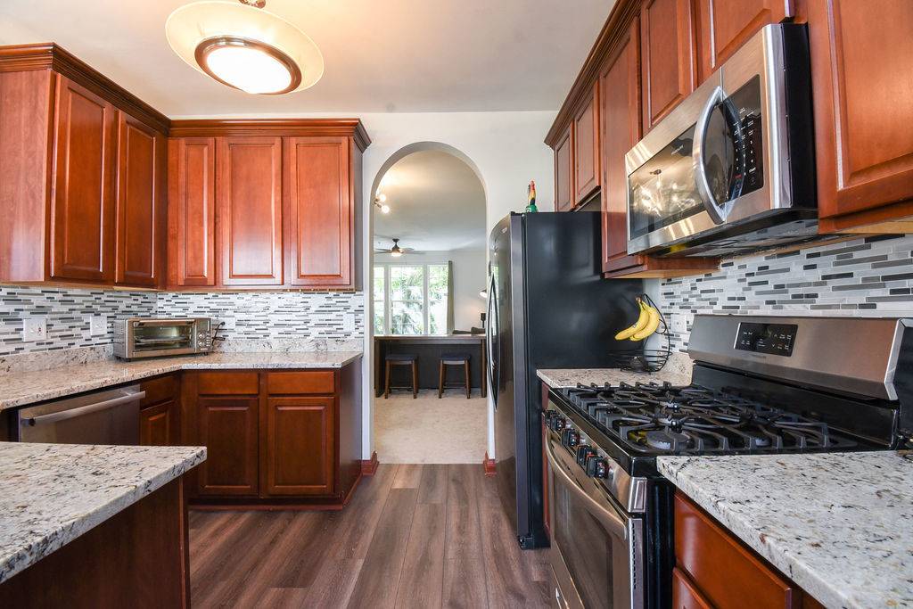 Arlington Heights, IL 60004,2866 N Greenwood AVE