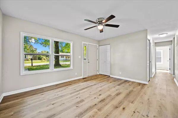 Centralia, IL 62801,204 Randolph DR