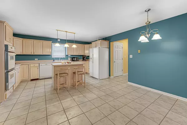 Homewood, IL 60430,1616 Olive RD