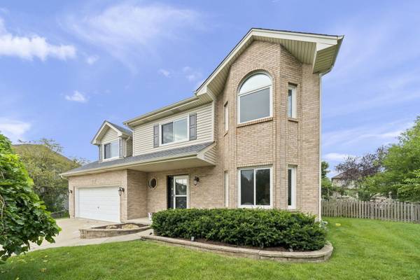 4856 Snapjack CIR, Naperville, IL 60564