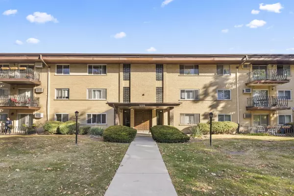 1206 E Fairview ST #306, Arlington Heights, IL 60005