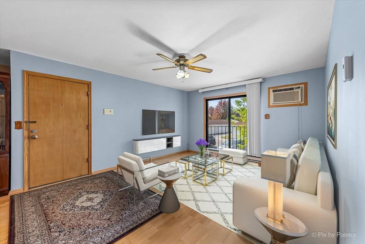 Glendale Heights, IL 60139,174 S Waters Edge DR #201
