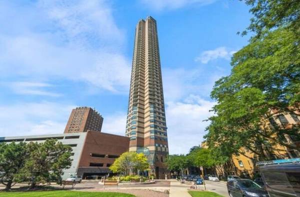 3660 N Lake Shore DR #410, Chicago, IL 60613