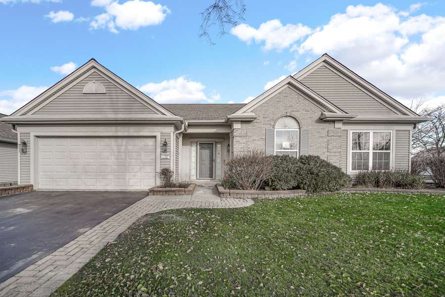 14022 Verbend Path, Huntley, IL 60142