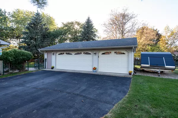 Winthrop Harbor, IL 60096,210 Holdridge AVE