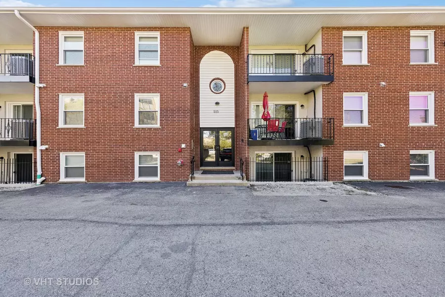 515 N Cass AVE #1D, Westmont, IL 60559