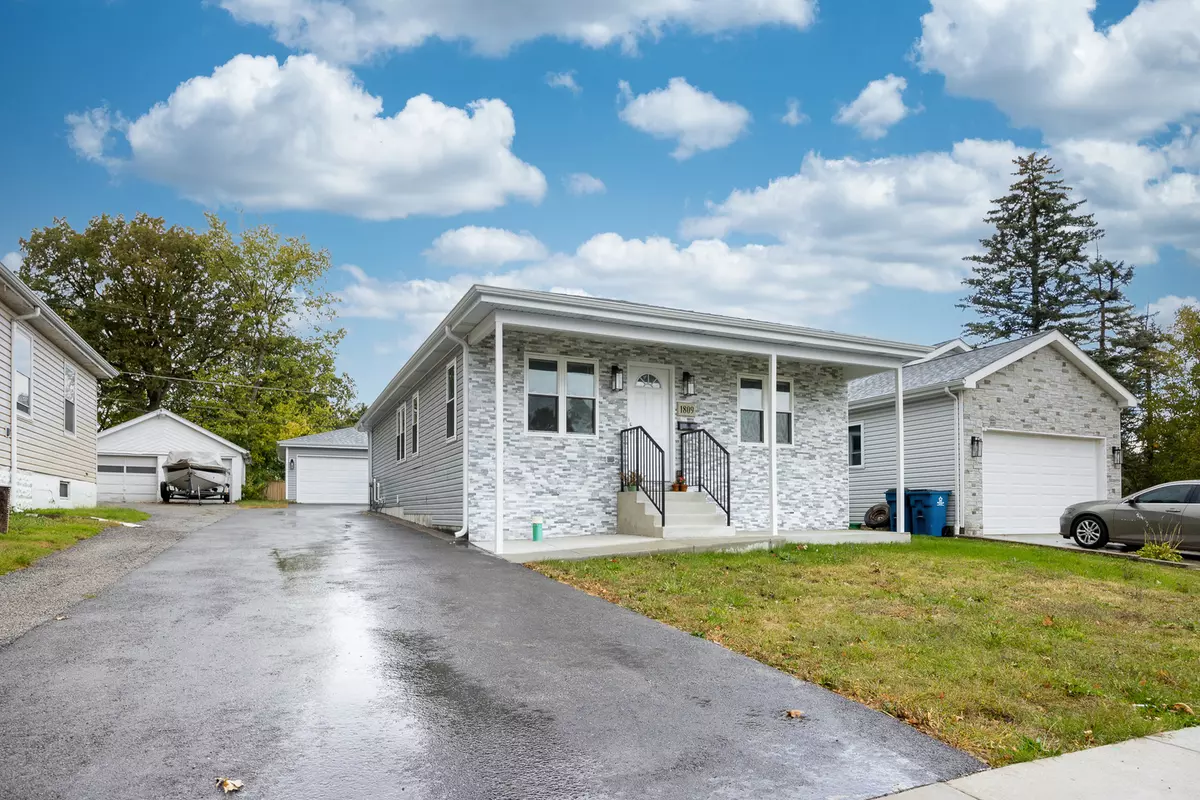 Crest Hill, IL 60403,1809 Cora ST