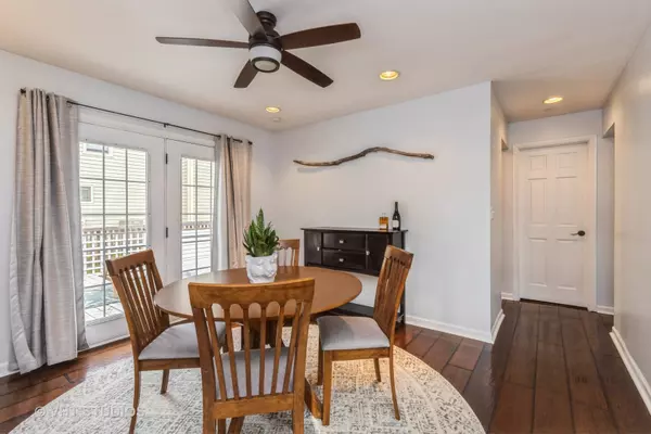 Third Lake, IL 60030,2 Coral Reef CT