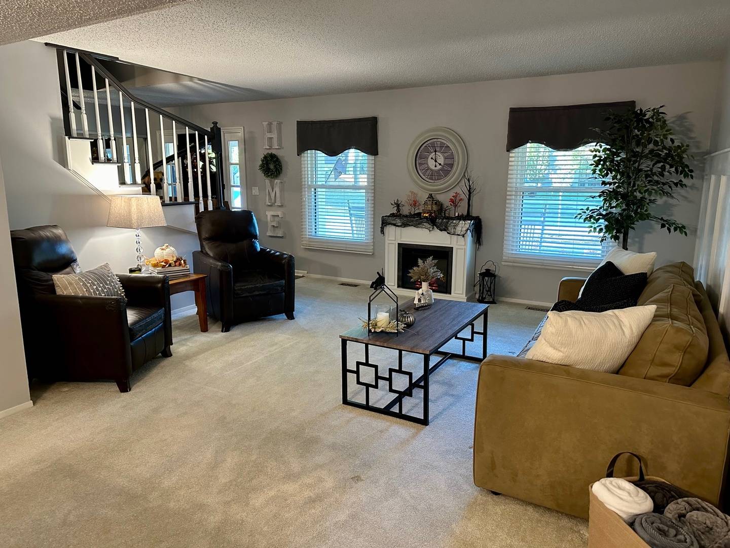Bartlett, IL 60103,999 Confederation DR