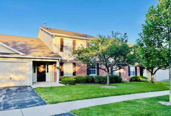 1179 N VILLAGE DR #3, Round Lake Beach, IL 60073