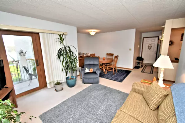Lansing, IL 60438,3620 186th ST #203