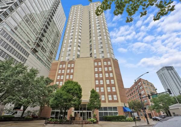 645 N Kingsbury ST #1002, Chicago, IL 60654