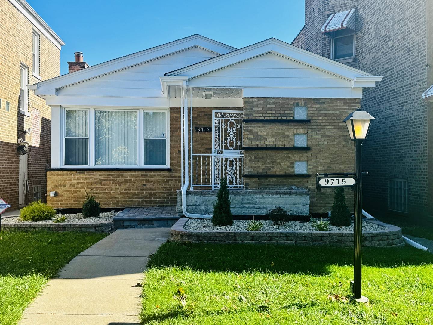 9715 S Indiana AVE, Chicago, IL 60628