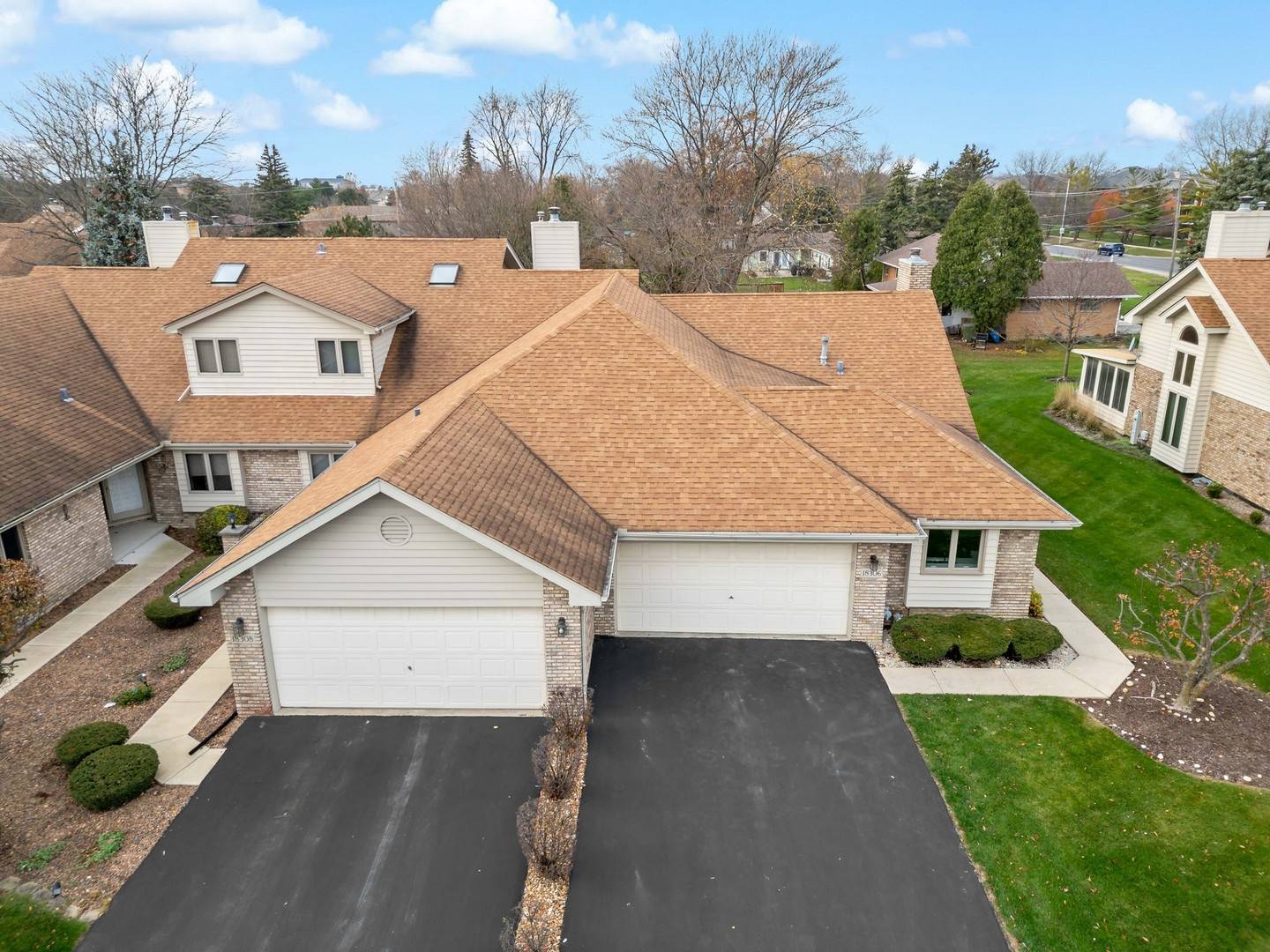 Tinley Park, IL 60477,18306 Pine Wood CT