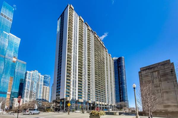 400 E Randolph ST #1723, Chicago, IL 60601