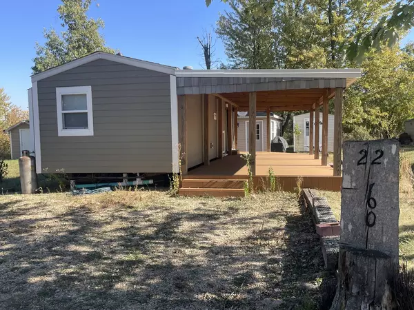 22-160 Woodhaven Lakes, Sublette, IL 61367