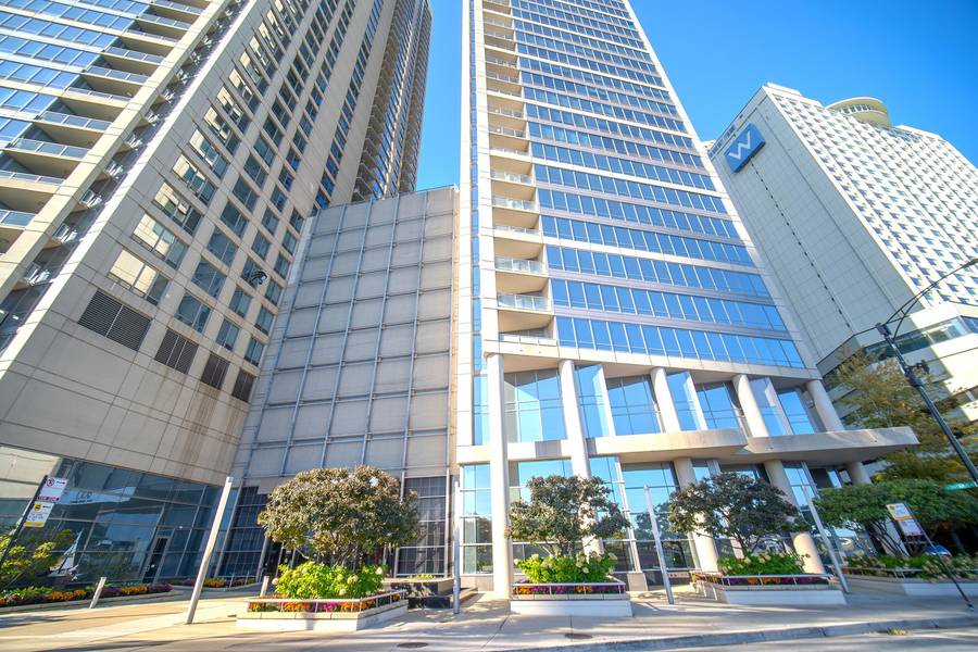 600 N Lake Shore DR #3703, Chicago, IL 60611