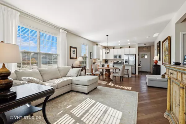 Algonquin, IL 60102,11 Mahogany CT