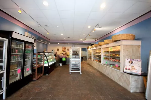 Chicago, IL 60623,2863 W Cermak RD