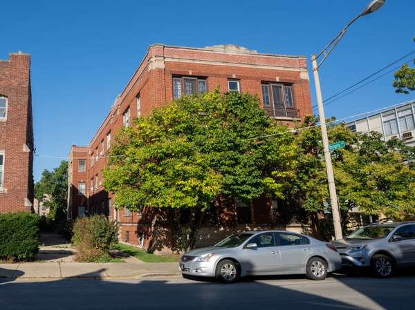 213 N Marion ST #2D, Oak Park, IL 60302