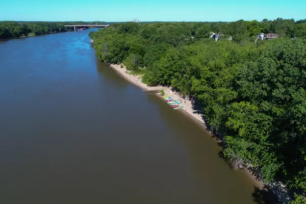 Morris, IL 60450,801 Kayak Morris RD