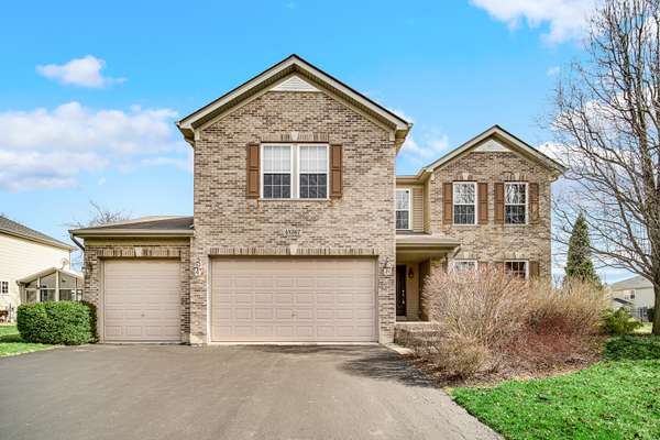 4N567 Campton Crossings DR, St. Charles, IL 60175