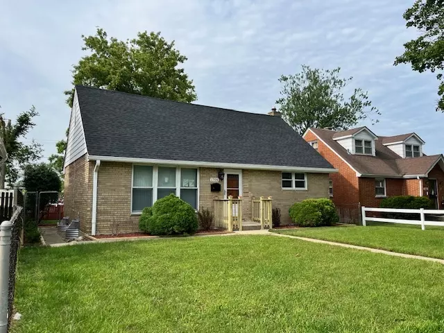North Chicago, IL 60064,1709 16th ST