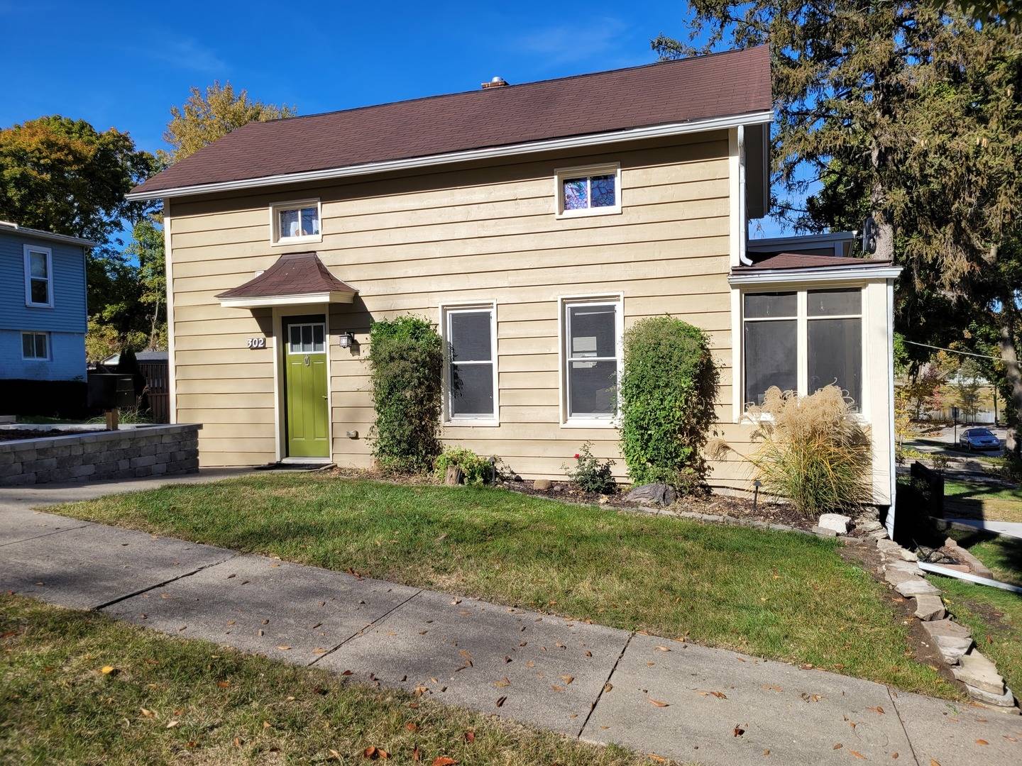302 Washington ST, West Dundee, IL 60118