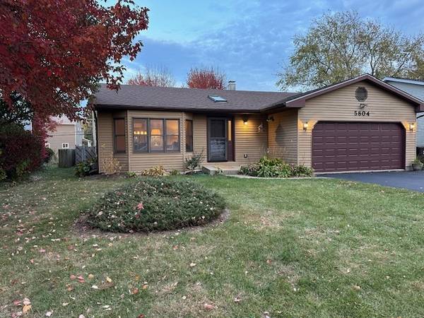 5804 Greenview RD, Oakwood Hills, IL 60013