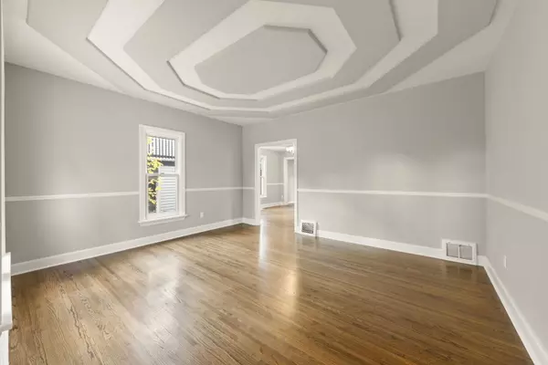 Aurora, IL 60505,466 Simms ST