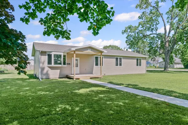 Homer, IL 61849,101 N Ellen ST