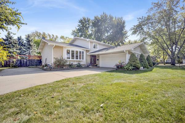 4301 Euclid AVE, Rolling Meadows, IL 60008